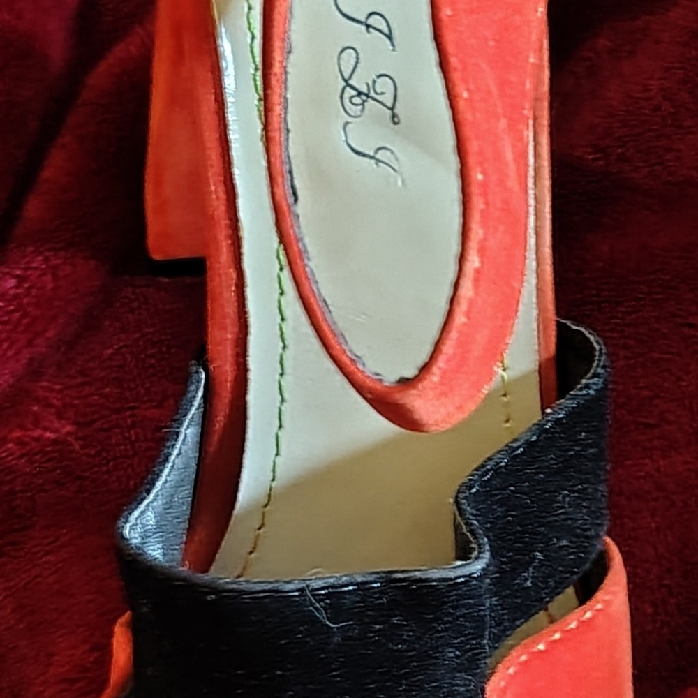 L&JLJ Women's Size 37 Size 6.5 US. Heels. - Picture 2 of 12